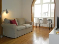 Campo d Ourique Apartment