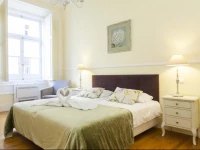 Downtown Deluxe by RentExperience