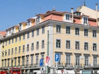 Downtown Seaview Apartment