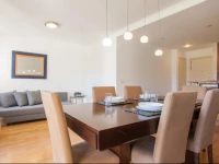 Feels Like Home - Campolide Flat with Pool