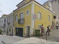 Feels Like Home - Madragoa House at Santos