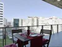 Feels Like Home - Malhoa Executive Apartment