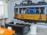 Golden Tram 242 Lisbonne Hostel