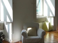 Heart of Downtown Apartment 18th Century