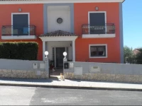 Alojamento Ribeira d Ilhas