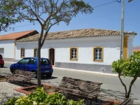 Casa Largo do PoГ§o Guesthouse