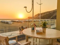 Dom Dinis Nazare Beach