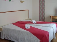 Residencial Pimenta 3*