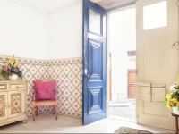 Blue door 105 Belmonte St. Central