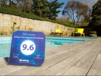 Liiiving in Porto | Oporto Garden Pool House