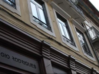 Loft by Gio Rodrigues