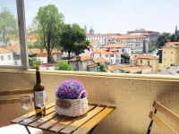 Oporto Gallery House