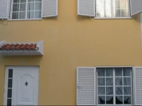 Yellow House - Holidays House