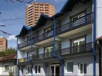 Pensiunea Floare de Colt