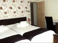 West Plaza Residence 3*