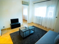 Artistic Downtown Top Central Flat