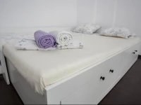 Atheneum Victoria Center Studio