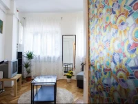 Chic Artistic Central Double Studio