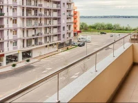 Funky Apartment Summerland Mamaia