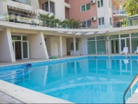 Pool Holiday Flat Mamaia