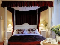 The Bath House Boutique Bed & Breakfast