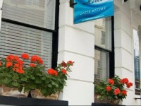 Brighton Breeze Hotel