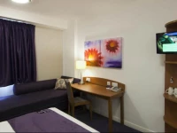 Premier Inn London Ealing