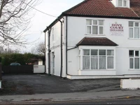 Dove Court Mini Lodge