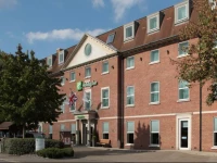 Holiday Inn London - Heathrow T5