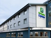 Holiday Inn Express Dunfermline 3*