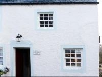 6B Catherdral Street