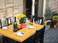 Edinburgh New Town Art Apartment 4*