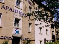 Hot-el-Apartments Canon Court