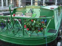 The Four Sisters Boatel - Houseboat