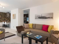 Edinburgh City Residences by Reserve Apartments