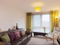 Logie Green Road Apartment