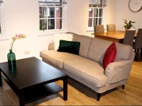 Modern Grassmarket Apartment