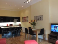 Picardy Place Apartment