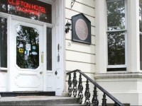 Clifton Hotel
