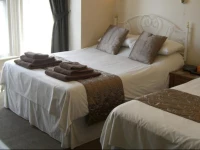 Spindrift guest house 4*