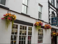 Ty Dre Town House 4*