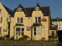 Menai Bank Hotel