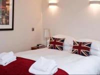 Your Space Apartments - Byron House Studio 4*