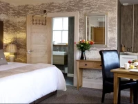 The Tower Gastro Pub & Apartments