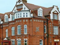 Sandcliff Guest House