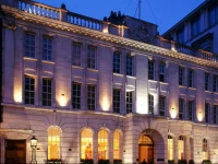 Courthouse Hotel London