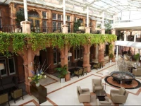 Clayton Crown Hotel London