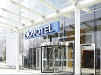 Novotel London West