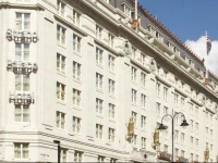 Strand Palace Hotel