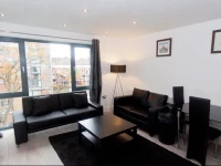 House of Moli - London Bridge